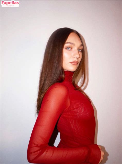 maddie elizabeth nude|Maddie Ziegler Nude Dancer From Pittsburgh (50 Photos And。